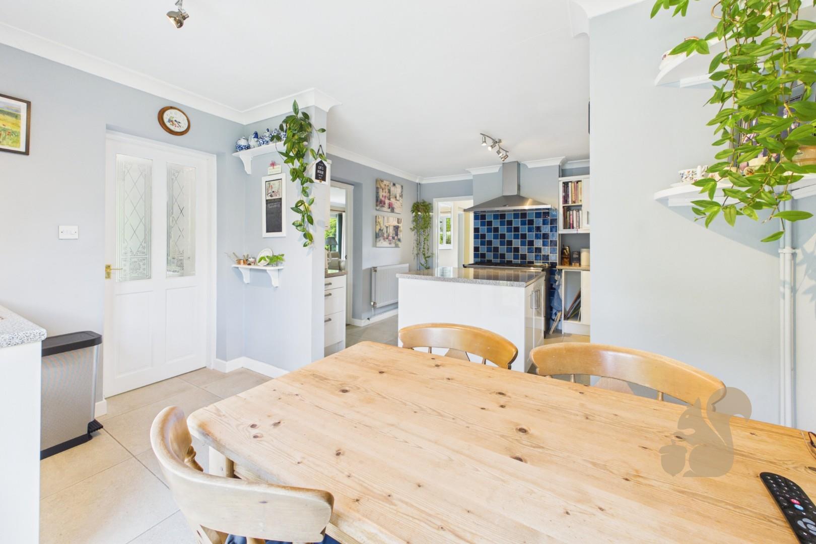 Kitchen/Breakfast Room